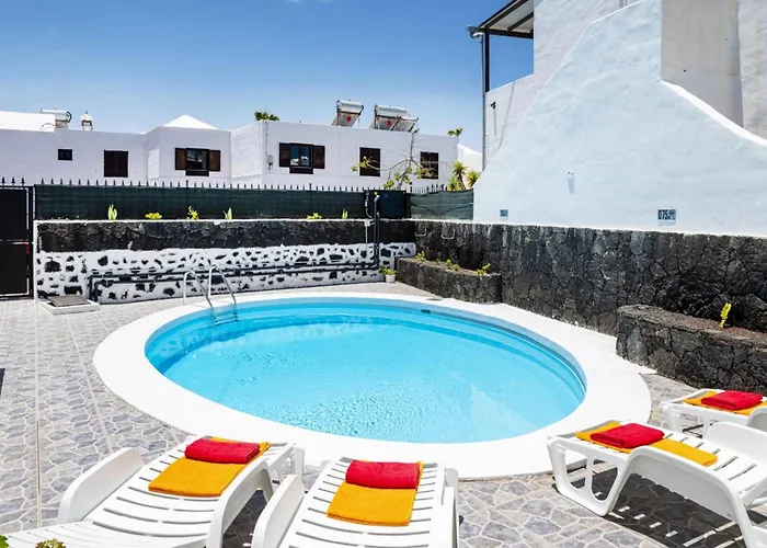 فيلة Anjharad By *