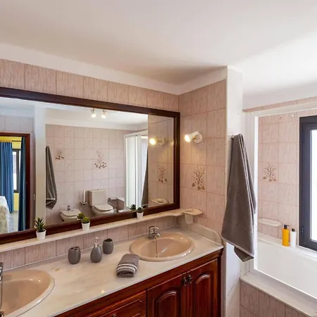 Anjharad By ヴィラ